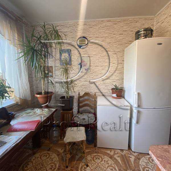 Продажа 3-комнатной квартиры 72 м², Свободы просп., 24Б