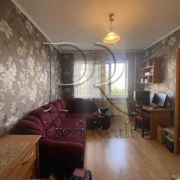 Продажа 3-комнатной квартиры 72 м², Свободы просп., 24Б