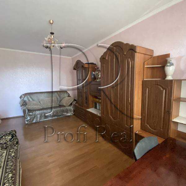Продажа 3-комнатной квартиры 72 м², Свободы просп., 24Б