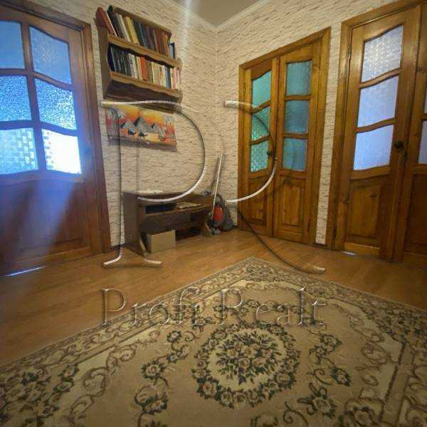 Продажа 3-комнатной квартиры 72 м², Свободы просп., 24Б