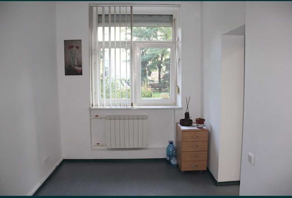 Оренда офісу 100 м², Воровского, 5а