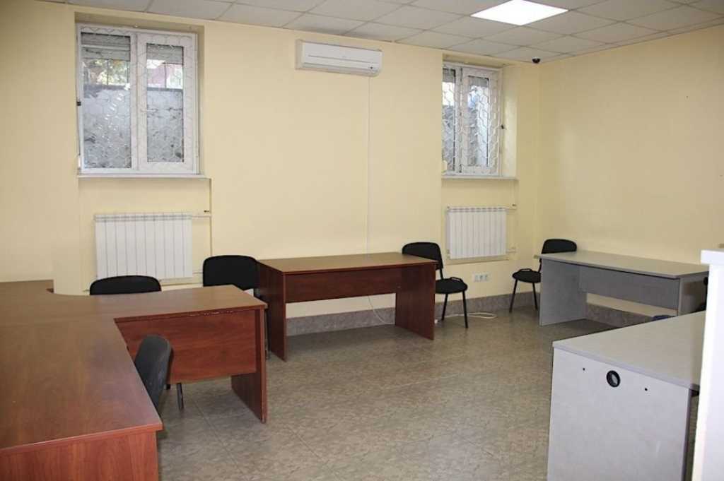 Оренда офісу 100 м², Воровского, 5а