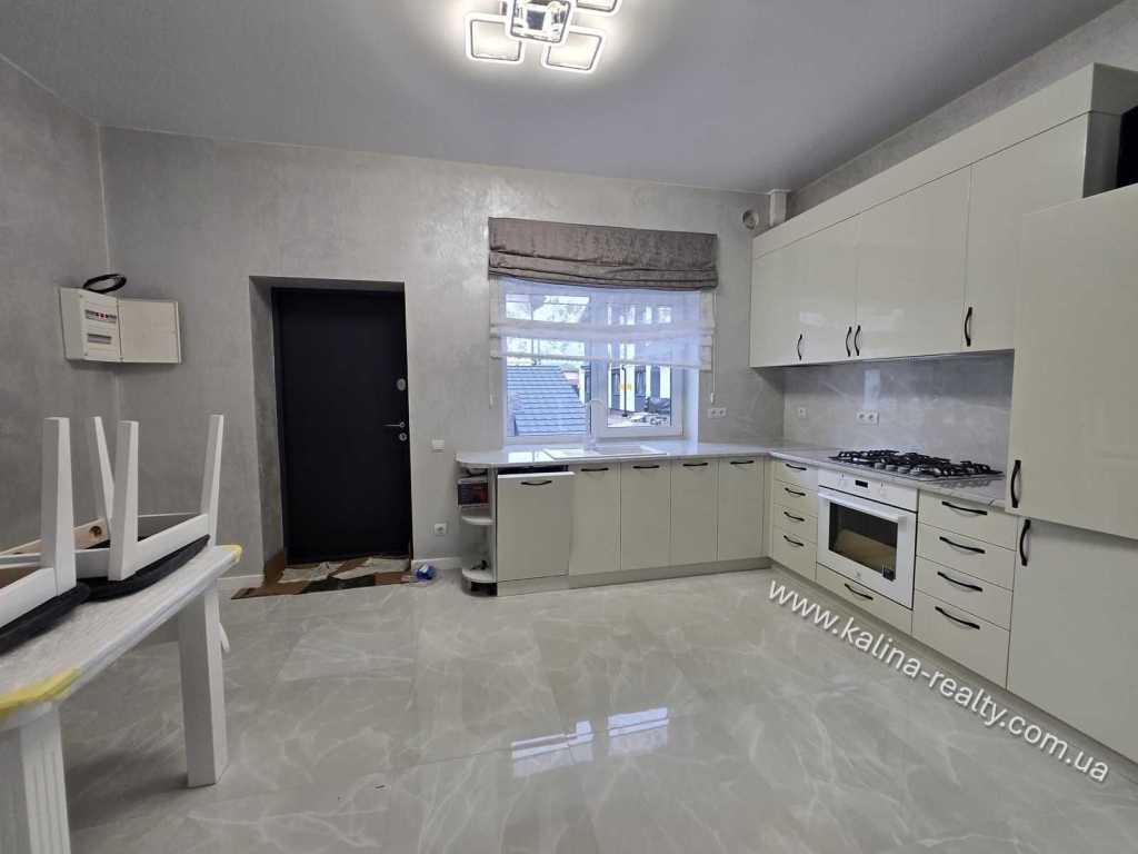 Продажа 2-комнатной квартиры 42 м²