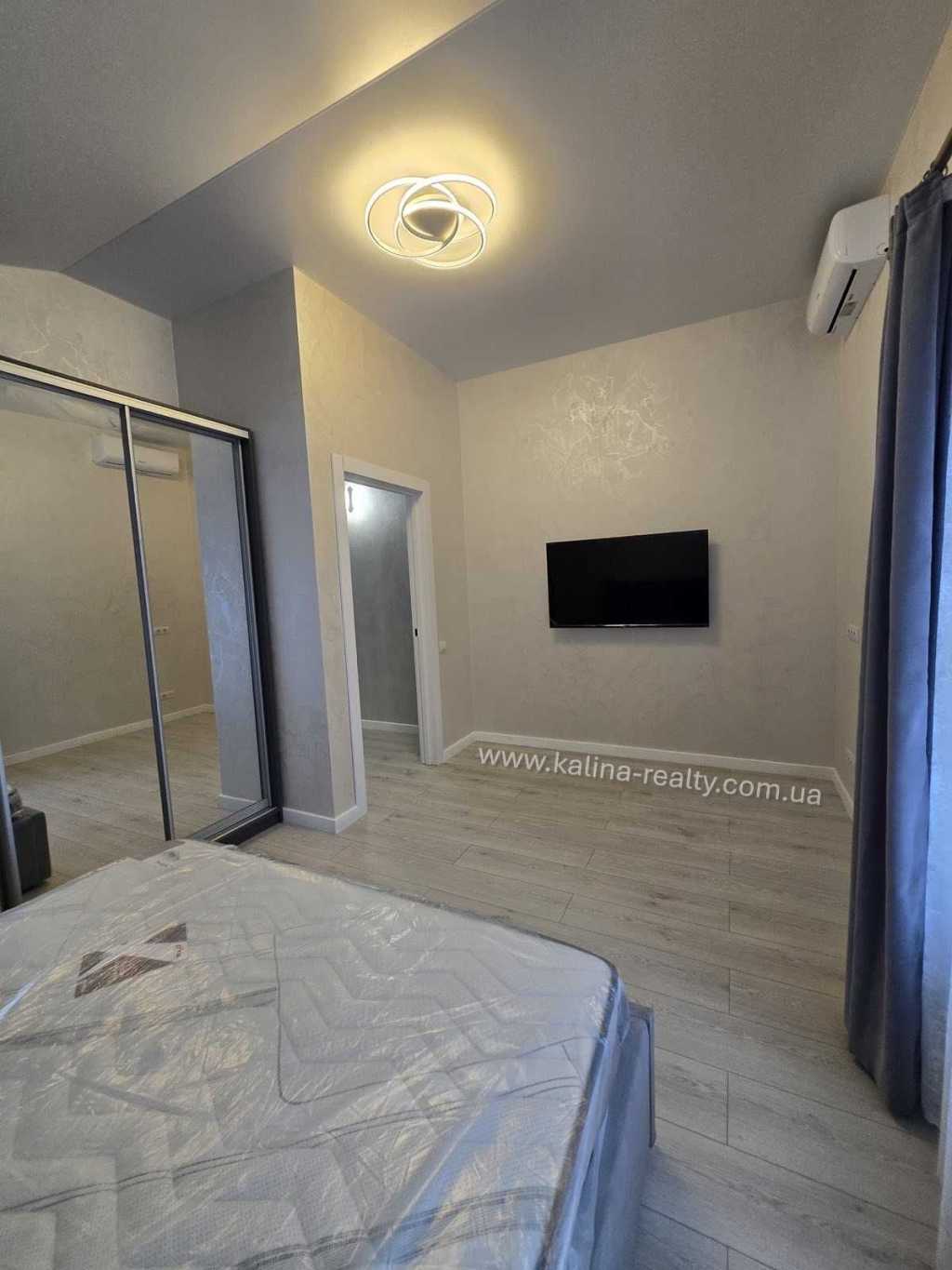 Продажа 2-комнатной квартиры 42 м²