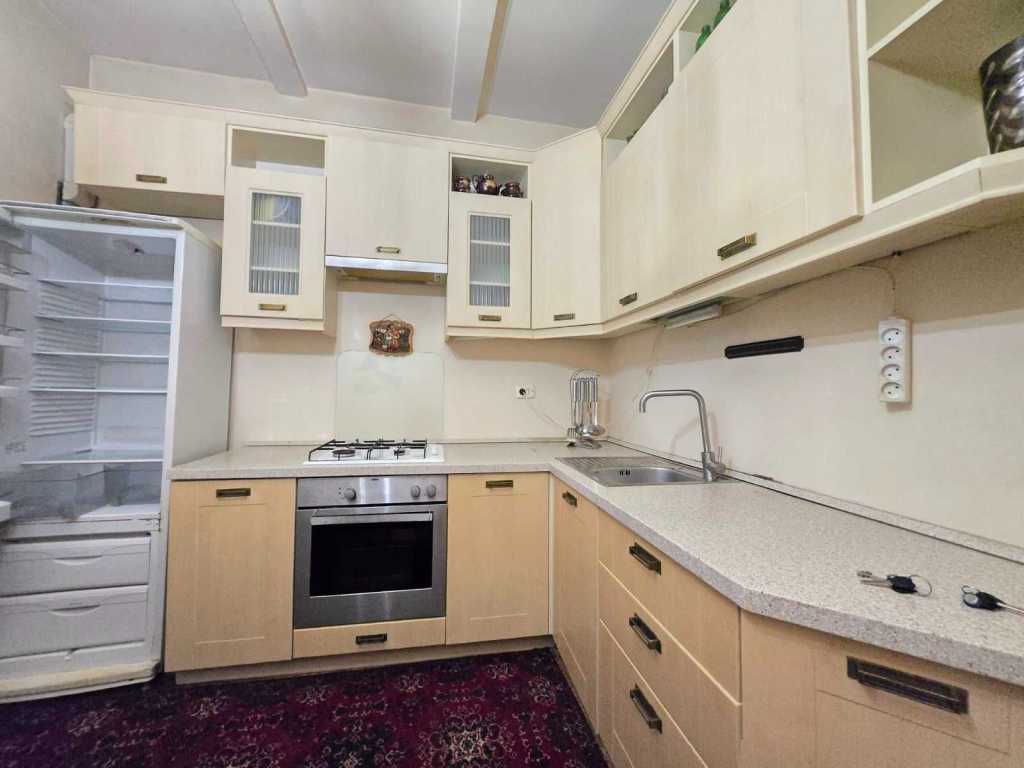 Продажа 2-комнатной квартиры 54.7 м², Вышгородская ул.