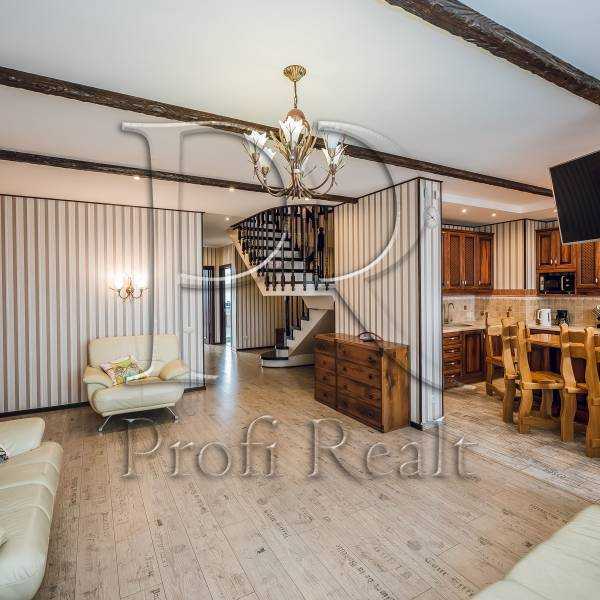 Продажа 4-комнатной квартиры 214 м², Анны Ахматовой ул., 30