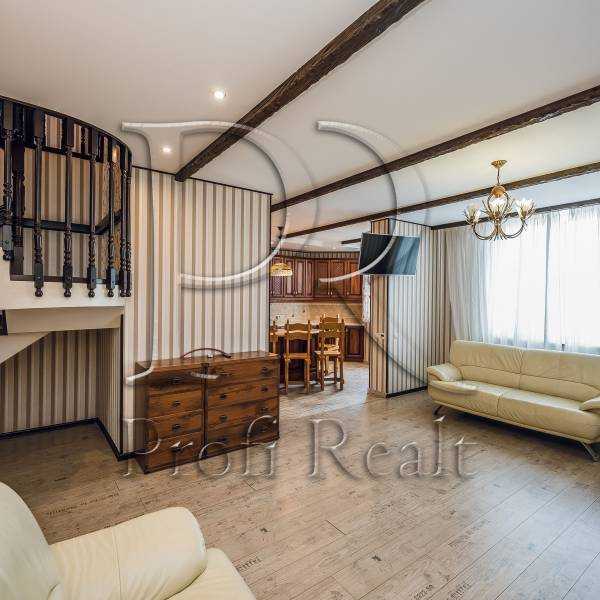 Продажа 4-комнатной квартиры 214 м², Анны Ахматовой ул., 30