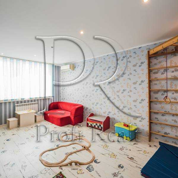 Продажа 4-комнатной квартиры 214 м², Анны Ахматовой ул., 30