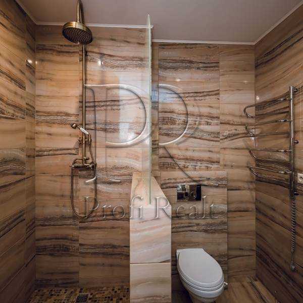 Продажа 4-комнатной квартиры 214 м², Анны Ахматовой ул., 30