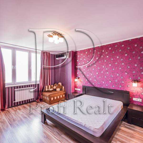 Продажа 4-комнатной квартиры 214 м², Анны Ахматовой ул., 30