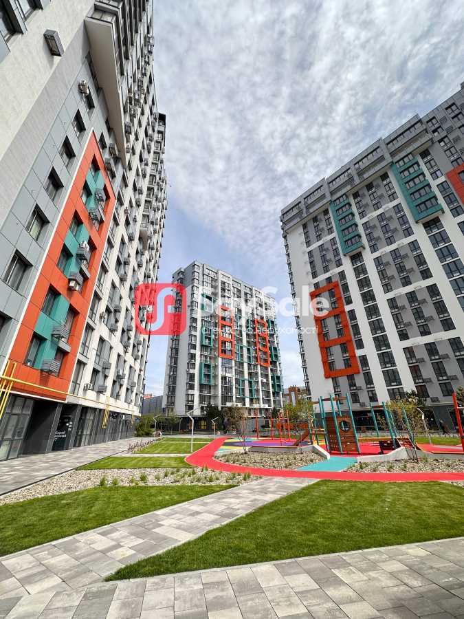 Продажа 2-комнатной квартиры 63 м², Бархатная ул., 9А
