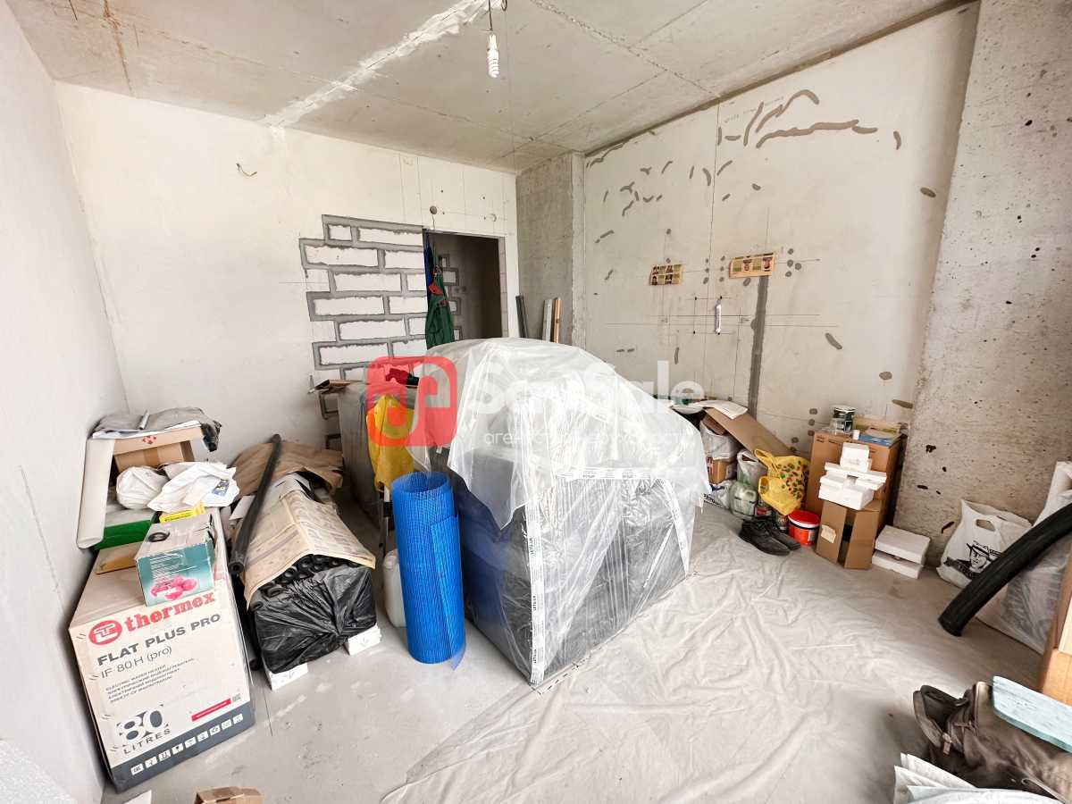 Продажа 2-комнатной квартиры 63 м², Бархатная ул., 9А
