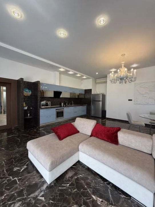 Оренда будинку 385 м², Львівська вул.