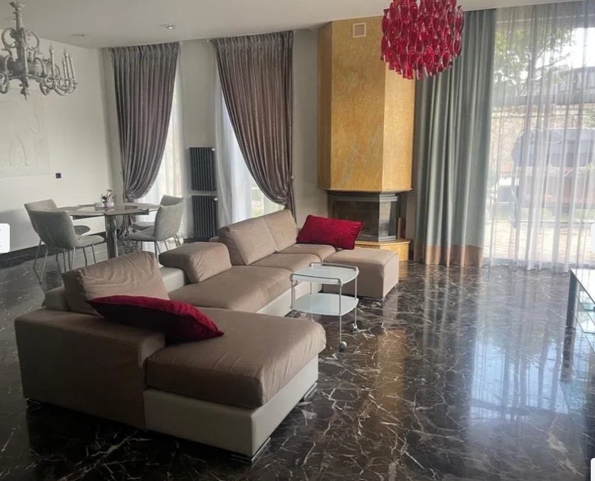 Оренда будинку 385 м², Львівська вул.