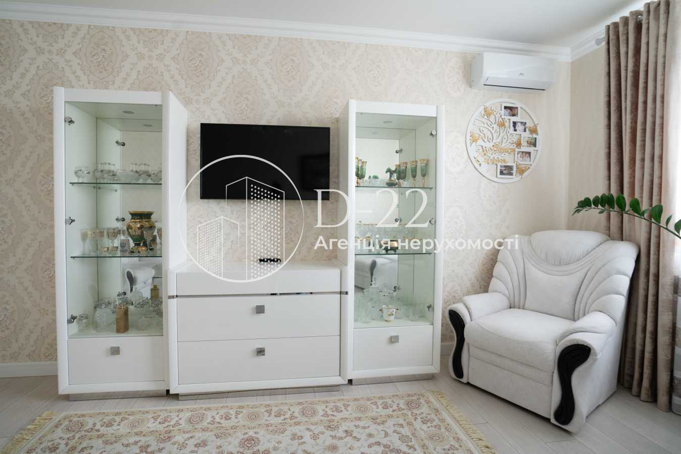 Продажа 3-комнатной квартиры 97 м², Ревуцкого ул., 40