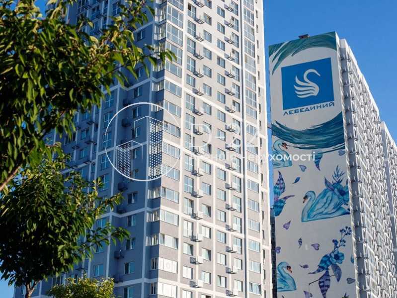 Продажа 3-комнатной квартиры 97 м², Ревуцкого ул., 40