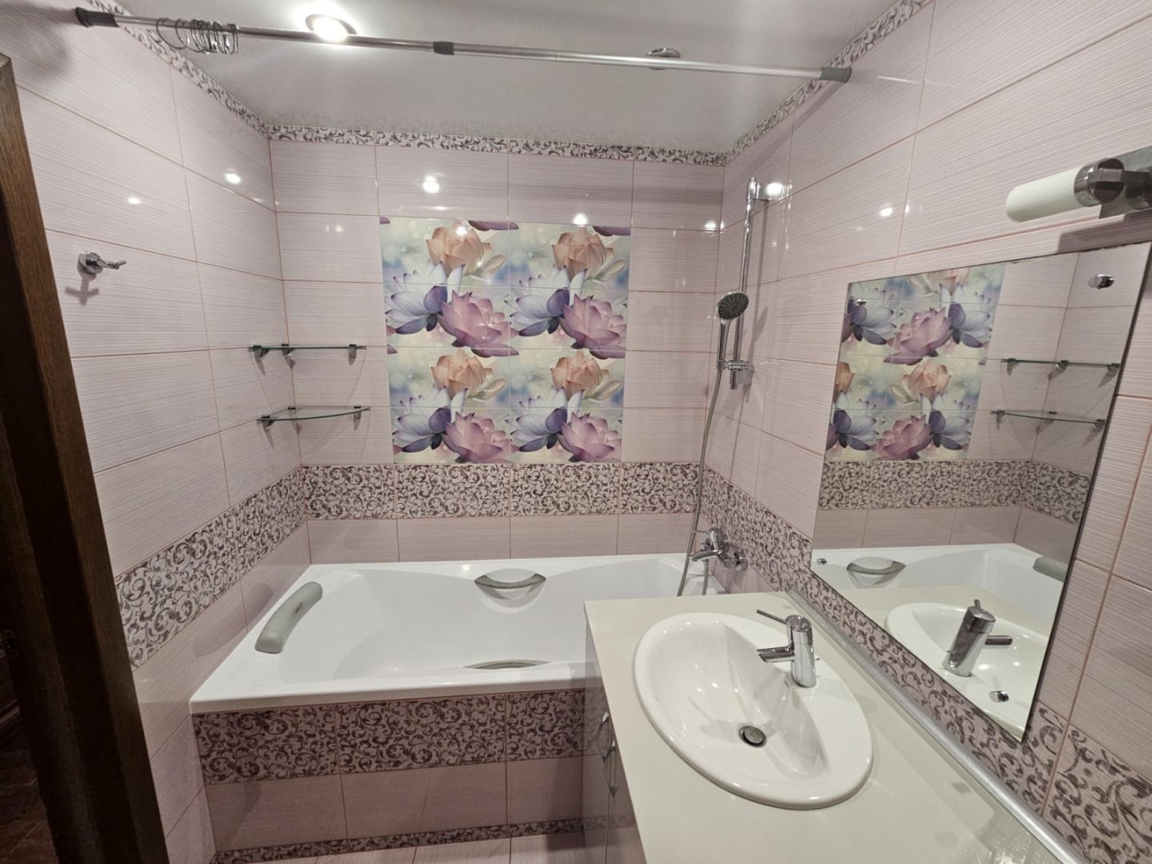 Продаж 3-кімнатної квартири 56 м², Слобожанський просп., 72
