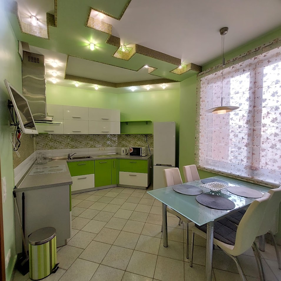 Оренда 3-кімнатної квартири 90 м², Дмитрівська вул.
