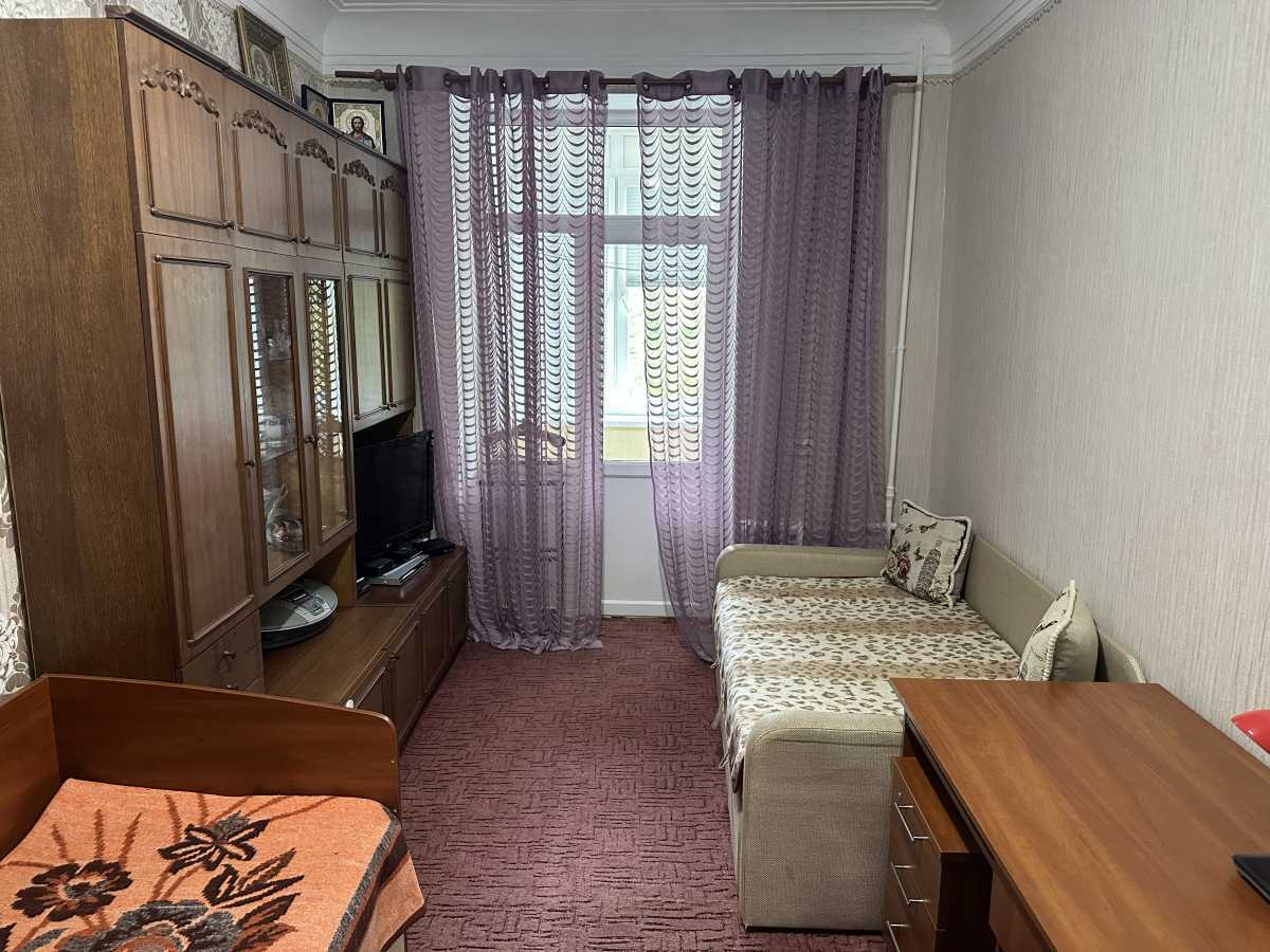 Продажа 2-комнатной квартиры 58 м², Кирпоноса ул., 12