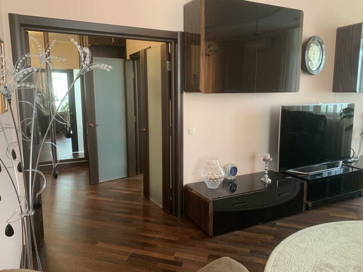 Продаж 2-кімнатної квартири 95 м², Механізаторів, 2