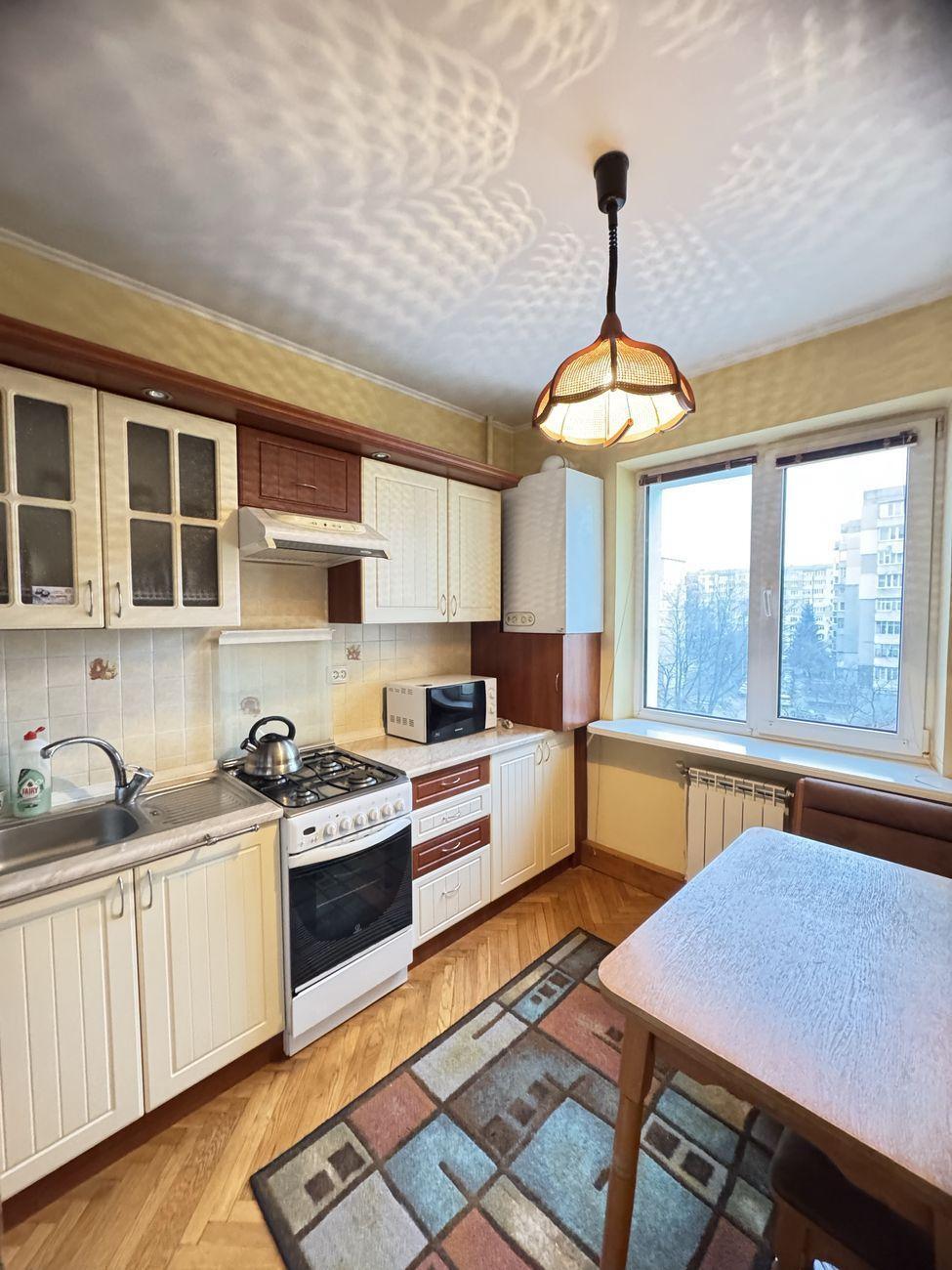 Продажа 3-комнатной квартиры 62 м², Мира ул., 90