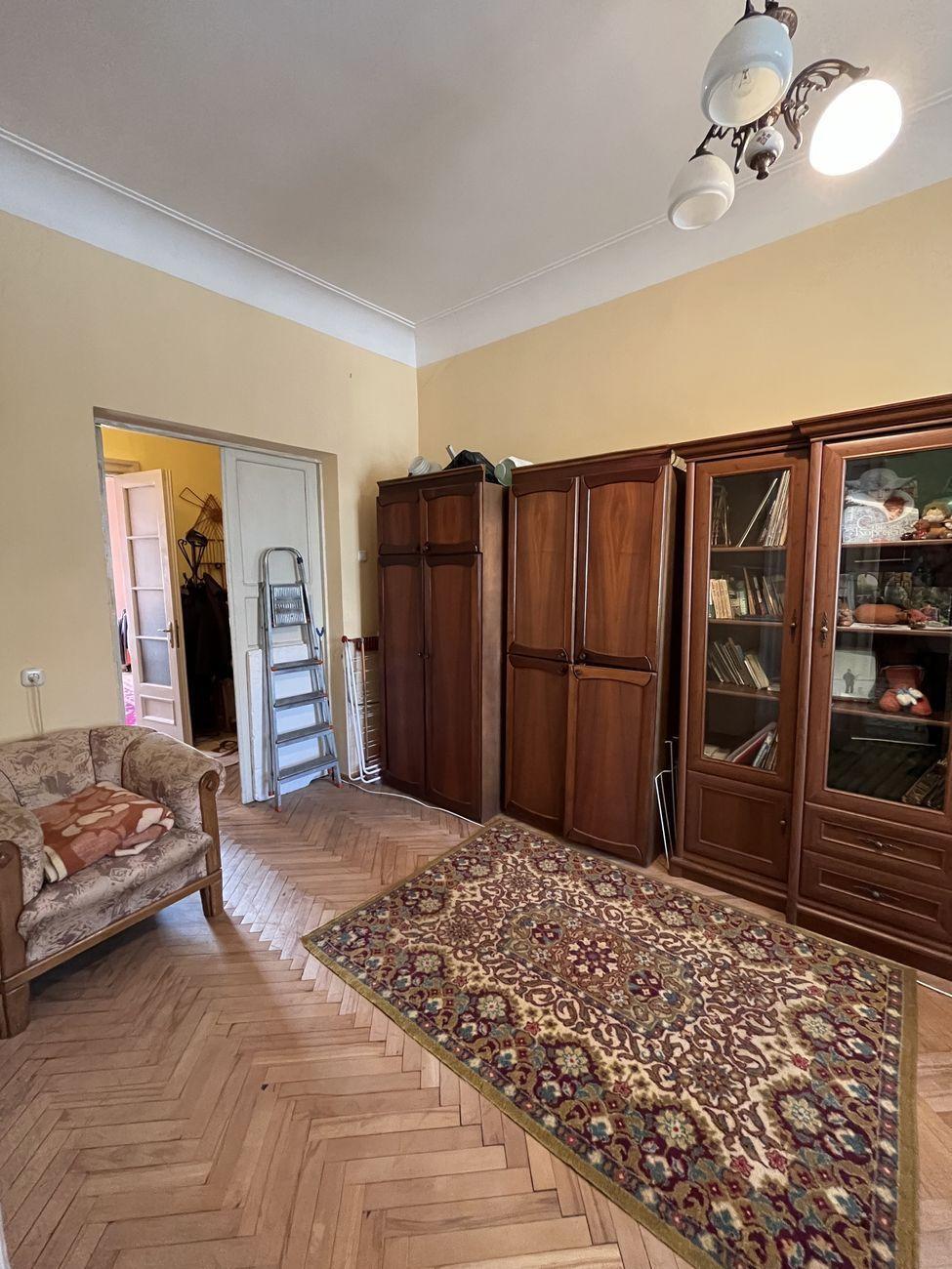 Продажа 3-комнатной квартиры 79 м², Вовчинецкая ул.