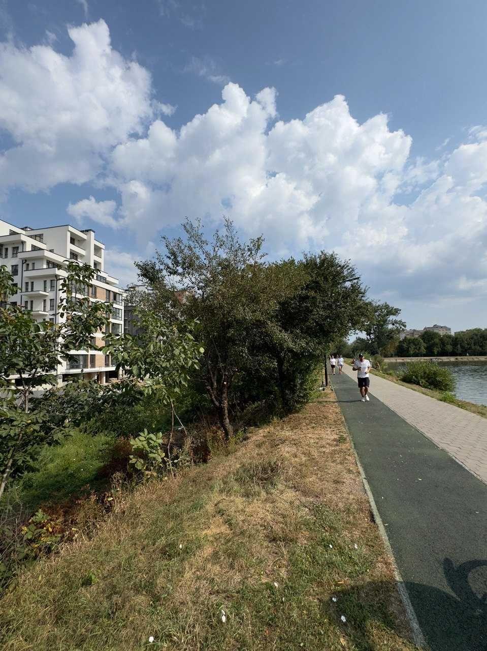 Продажа 3-комнатной квартиры 90 м², Романа Левицкого ул.