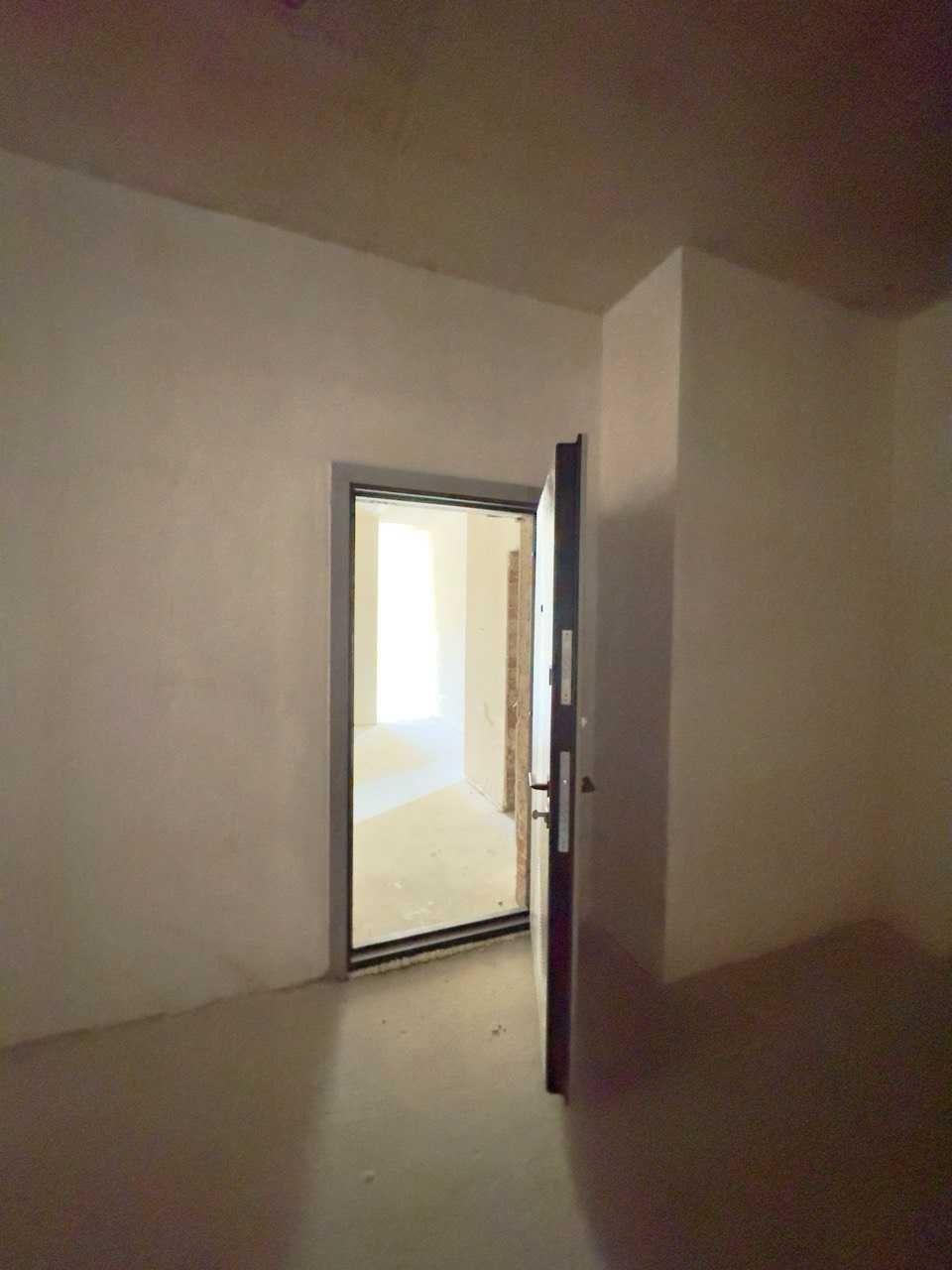 Продажа 3-комнатной квартиры 90 м², Романа Левицкого ул.