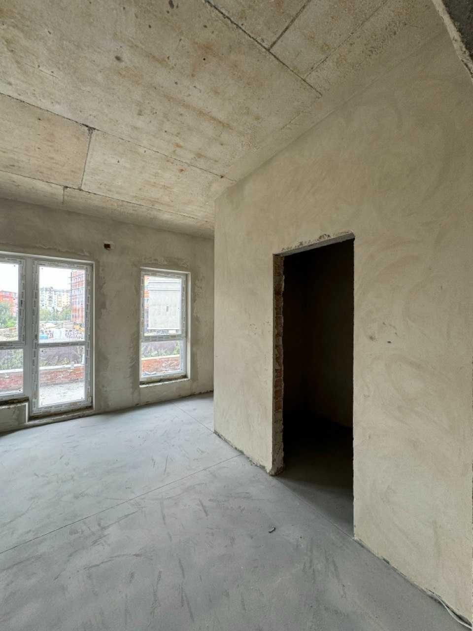 Продажа 3-комнатной квартиры 90 м², Романа Левицкого ул.
