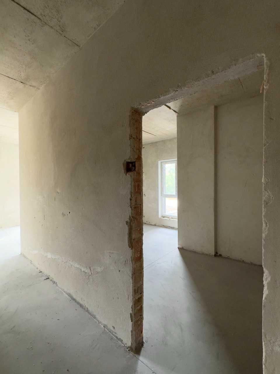 Продажа 3-комнатной квартиры 90 м², Романа Левицкого ул.