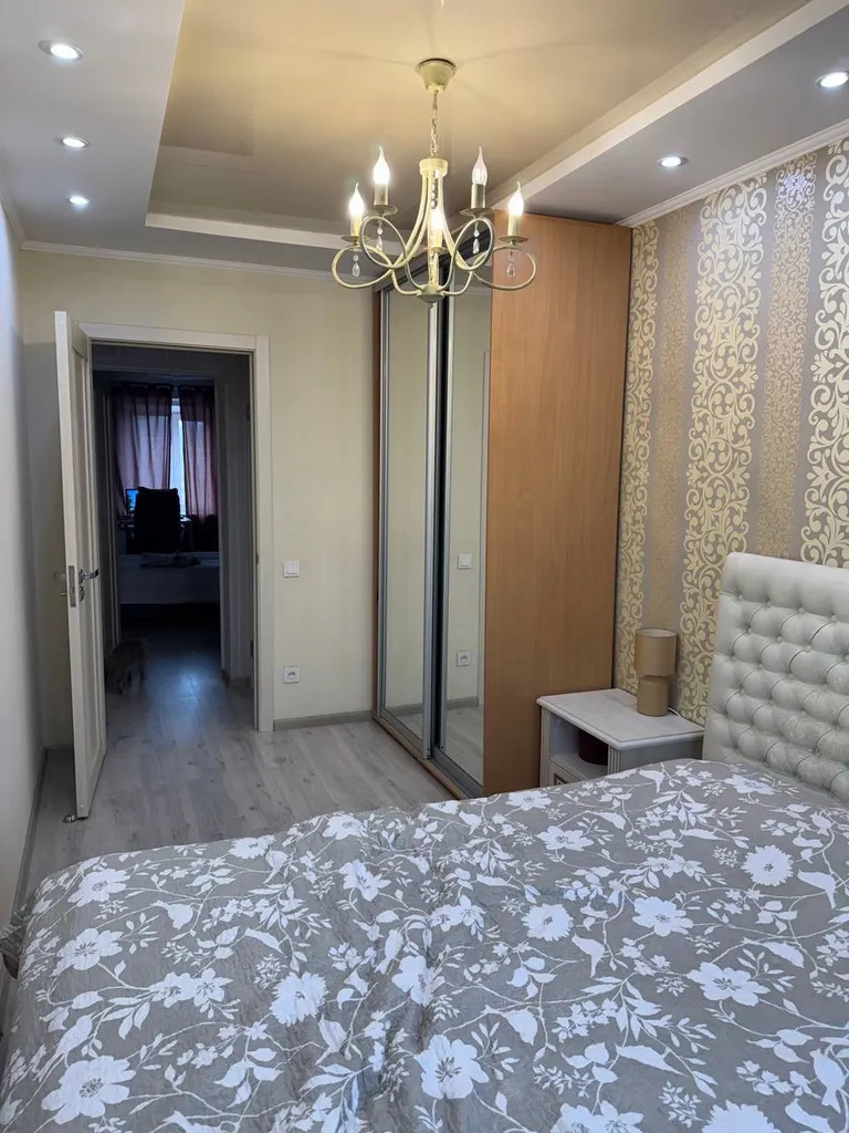 Продажа 3-комнатной квартиры 56 м², Гагарина просп., 99