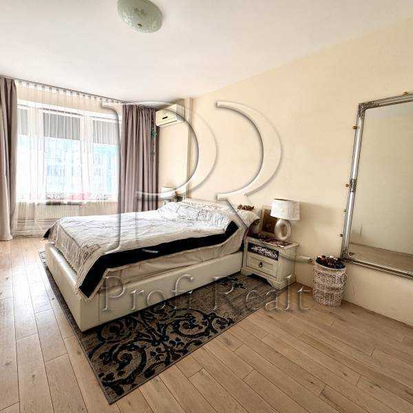 Продажа 2-комнатной квартиры 82 м², Днепровская ул., 26А