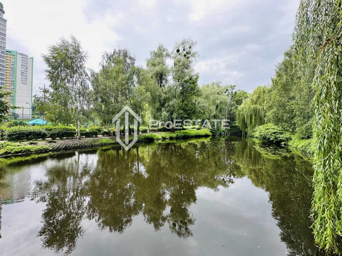 Продаж 2-кімнатної квартири 82 м², Вишгородська вул., 45/4