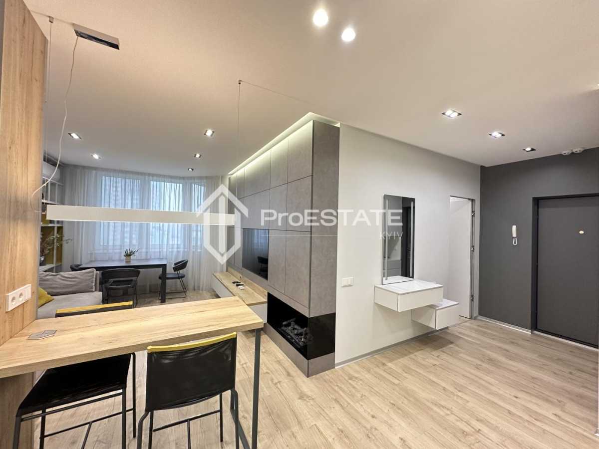 Продаж 2-кімнатної квартири 82 м², Вишгородська вул., 45/4