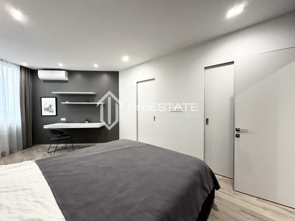 Продаж 2-кімнатної квартири 82 м², Вишгородська вул., 45/4