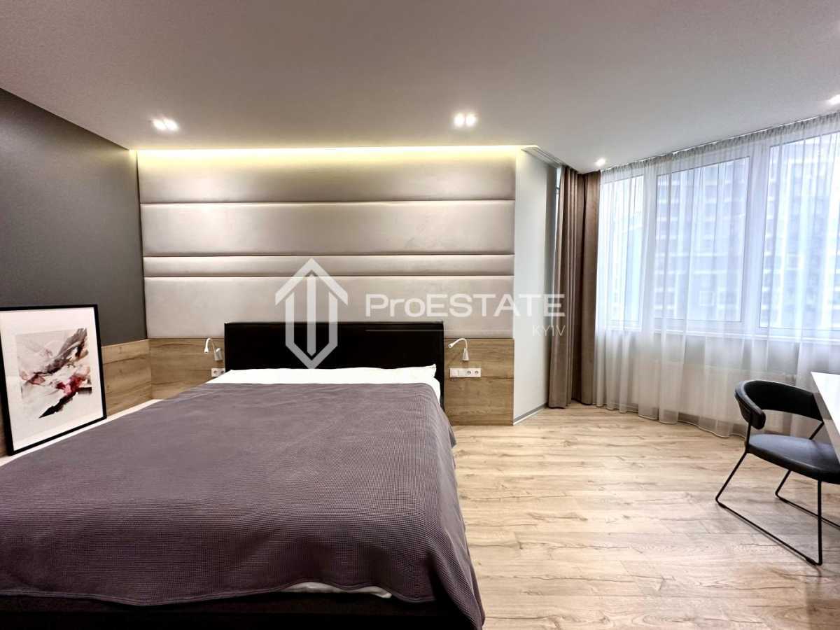 Продаж 2-кімнатної квартири 82 м², Вишгородська вул., 45/4