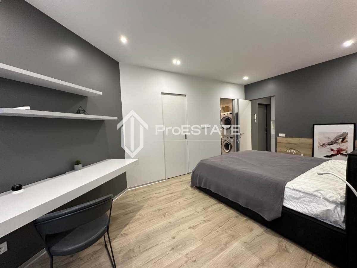 Продаж 2-кімнатної квартири 82 м², Вишгородська вул., 45/4