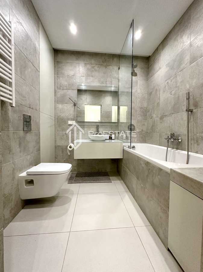 Продаж 2-кімнатної квартири 82 м², Вишгородська вул., 45/4