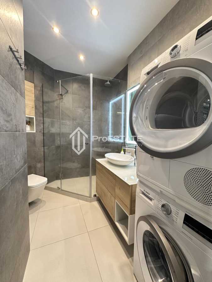 Продаж 2-кімнатної квартири 82 м², Вишгородська вул., 45/4