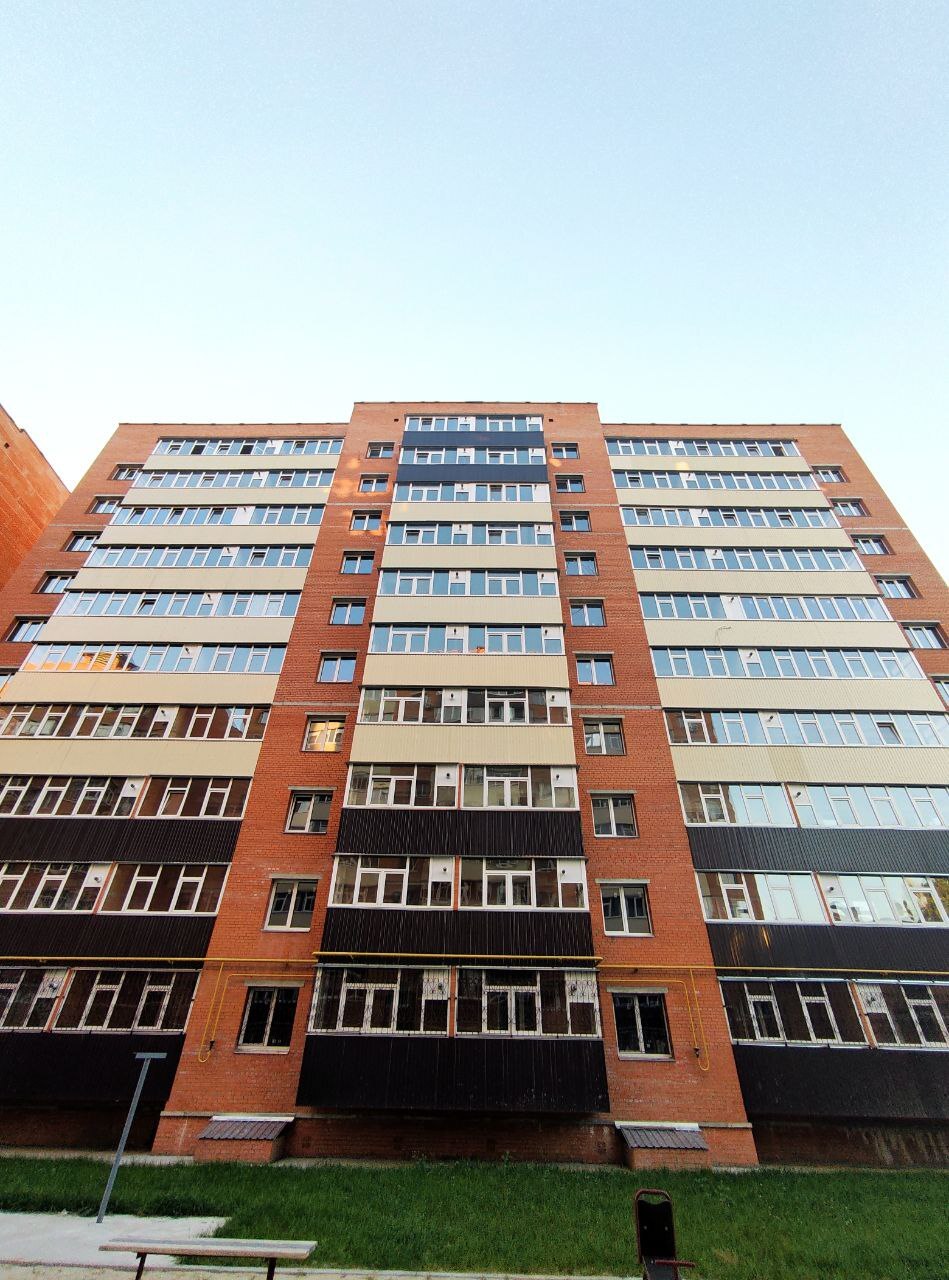 Продажа 2-комнатной квартиры 59.7 м², Луганская ул.
