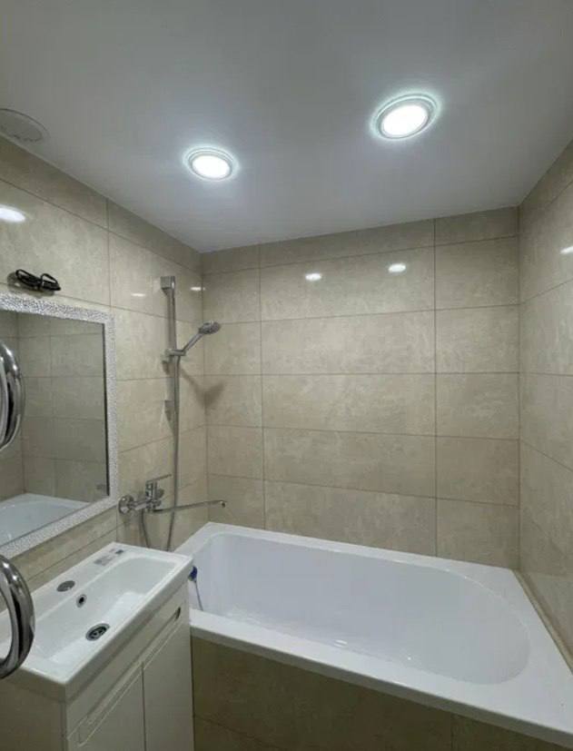 Продаж 1-кімнатної квартири 33.7 м², Харківська вул.