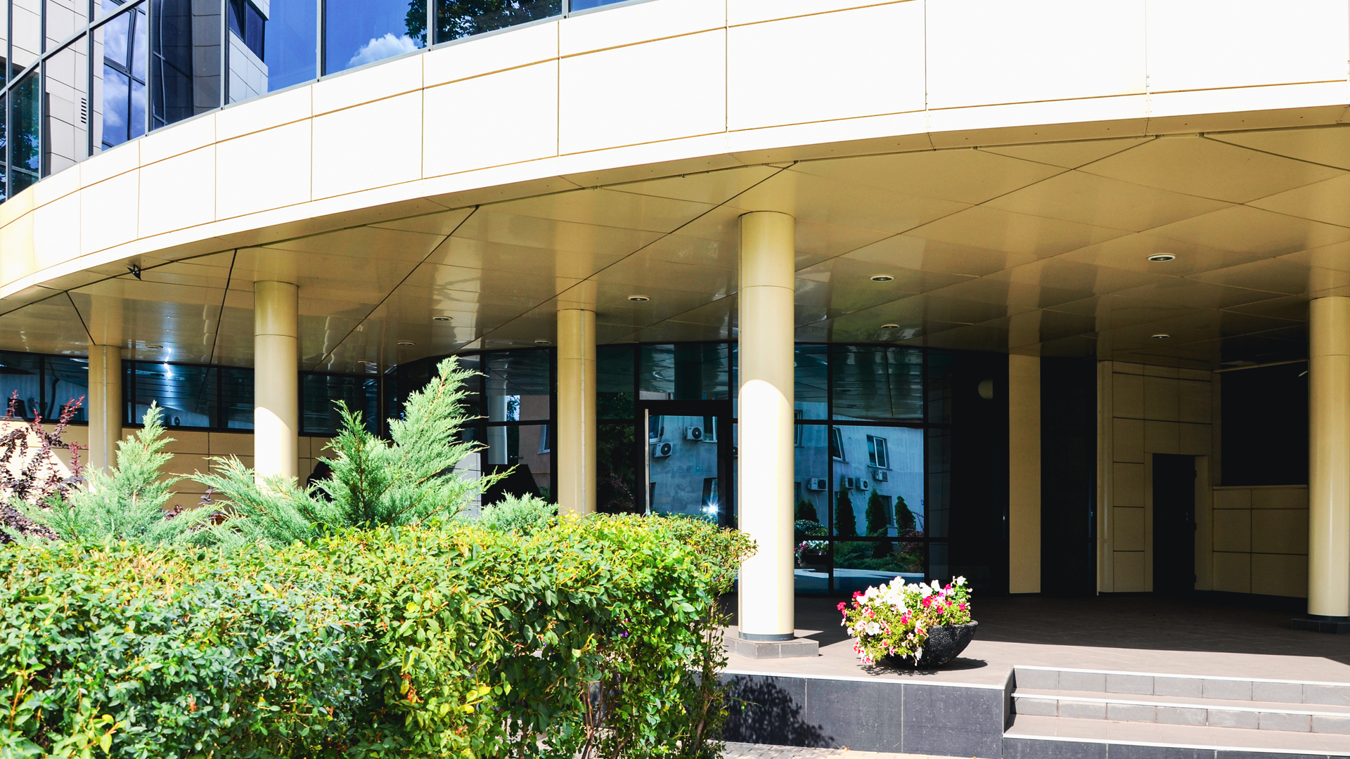 Аренда офиса 9000 м², Героев Харькова просп., 179Б