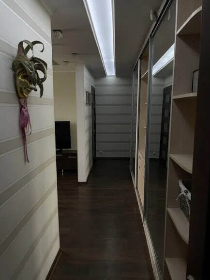 Продаж 3-кімнатної квартири 64 м², Гамалія вул.