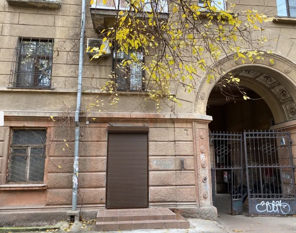 Оренда торговельного приміщення 53 м², Сегедская вул.