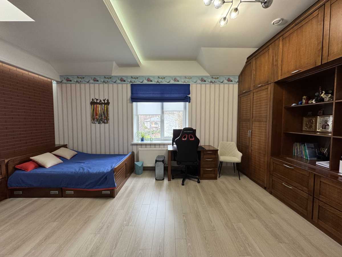 Продажа дома 350 м², Соснова, 4а