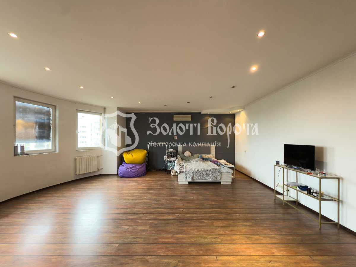 Продажа 3-комнатной квартиры 147 м², Тростянецкая ул., 49