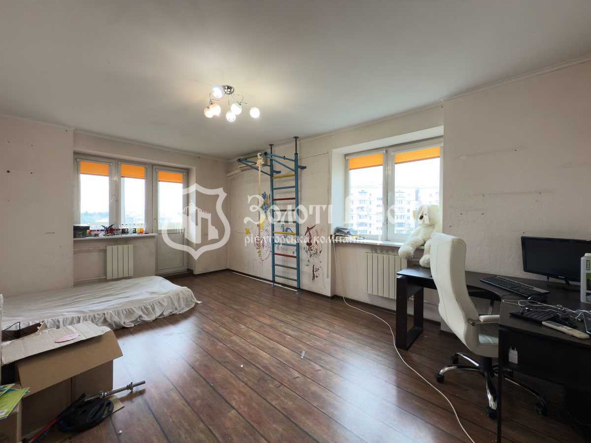 Продажа 3-комнатной квартиры 147 м², Тростянецкая ул., 49