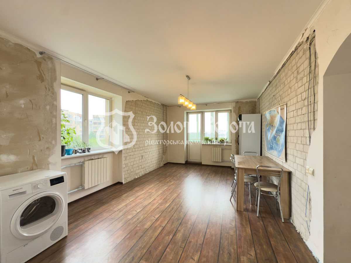 Продажа 3-комнатной квартиры 147 м², Тростянецкая ул., 49