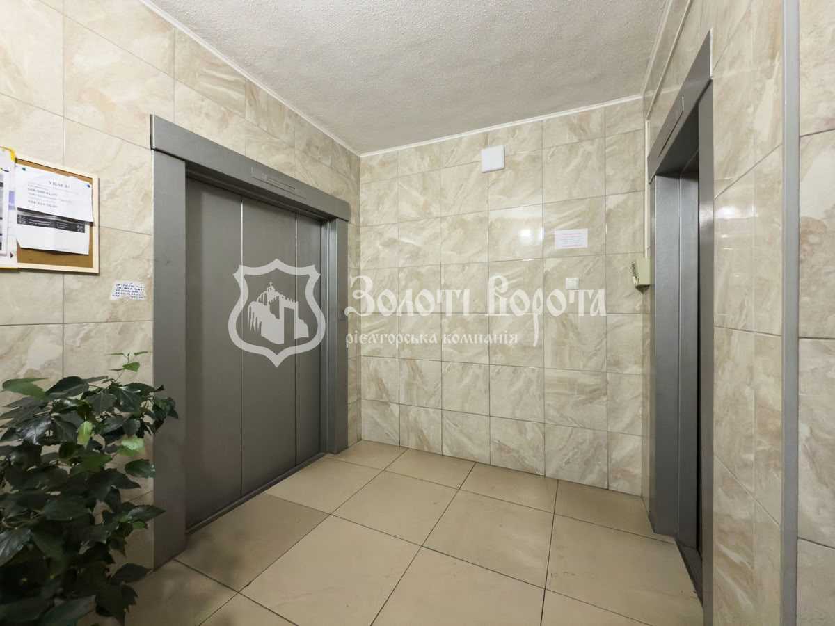 Продажа 3-комнатной квартиры 147 м², Тростянецкая ул., 49