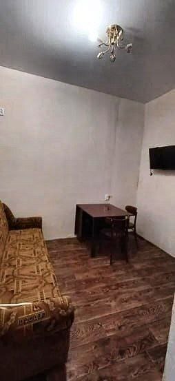 Продажа 2-комнатной квартиры 29.2 м², Троицкая ул.